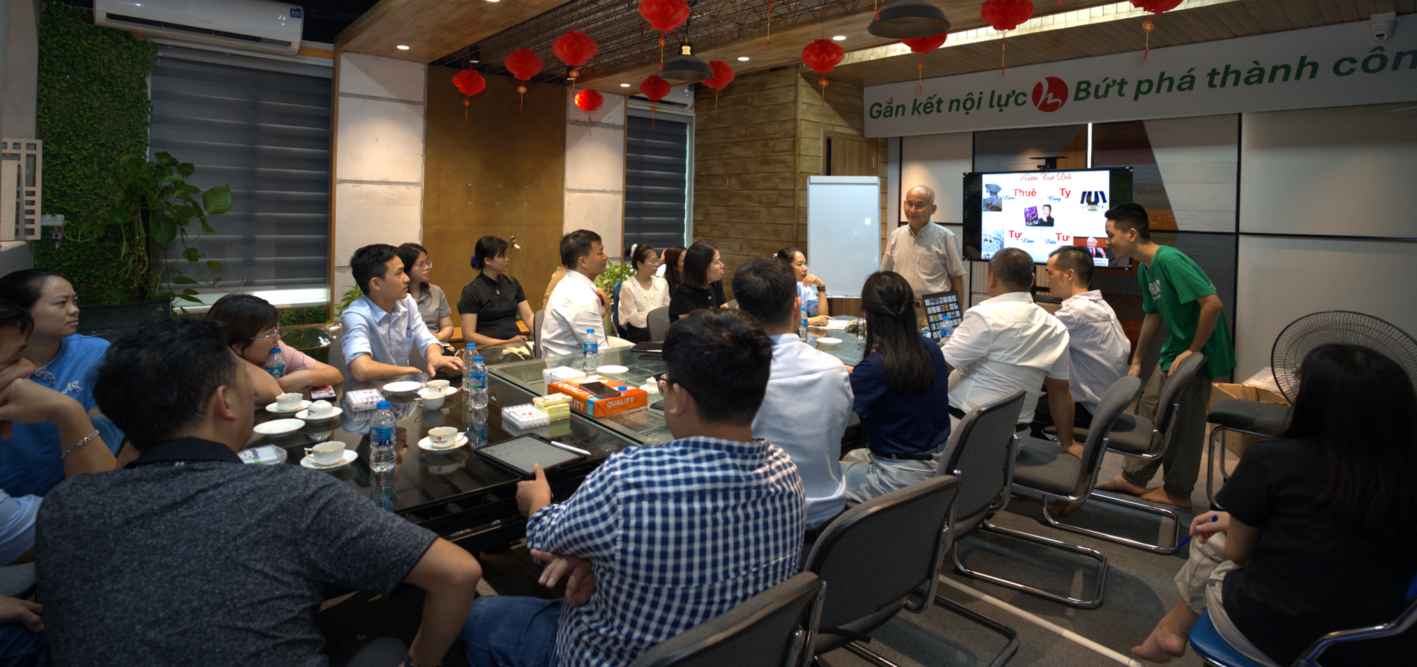 Văn h&oacute;a Doanh nghiệp - Trường Giang Group