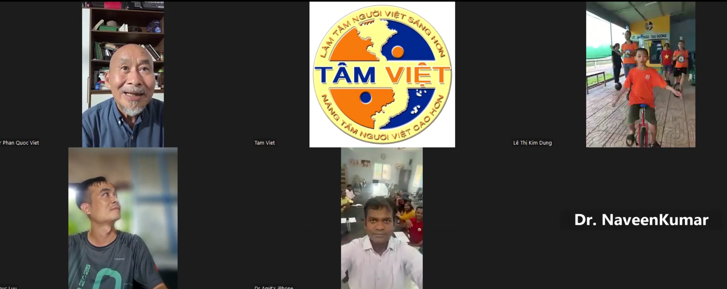 Tâm Việt chia sẻ PP huấn luyện với Dr Amit Singh, nhà trị liệu, bác sĩ ĐH Yoga S-VYASA, Ấn Độ