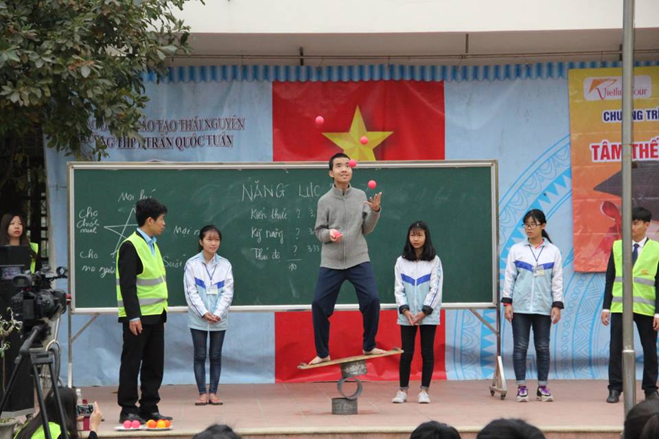Thực hành kỹ năng sống giúp trẻ tự kỷ  hòa nhập cộng đồng & định hướng nghề nghiệp