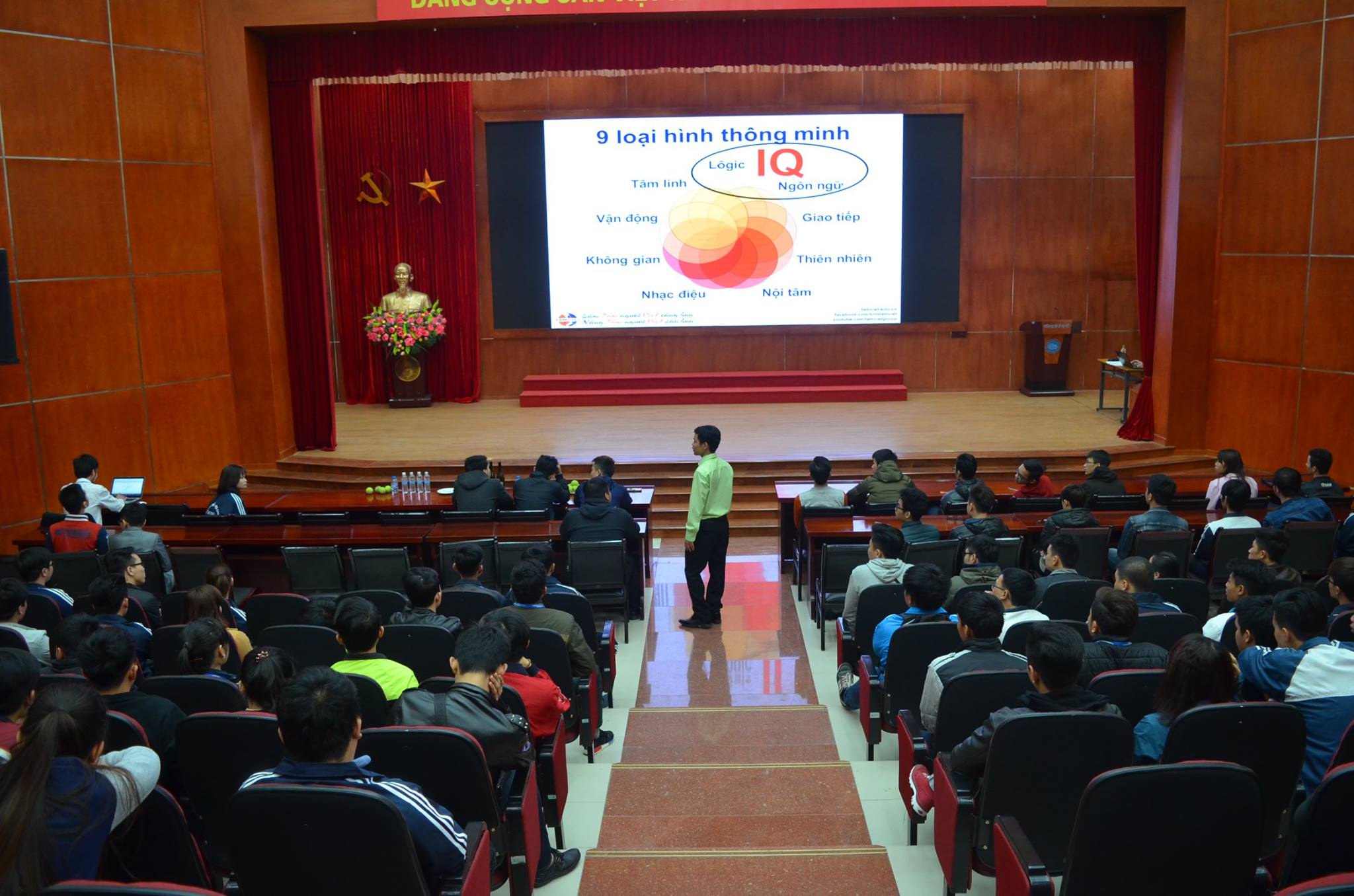 Tầm quan trọng của kỹ năng mềm sinh viên Đại học Mỏ - Địa chất