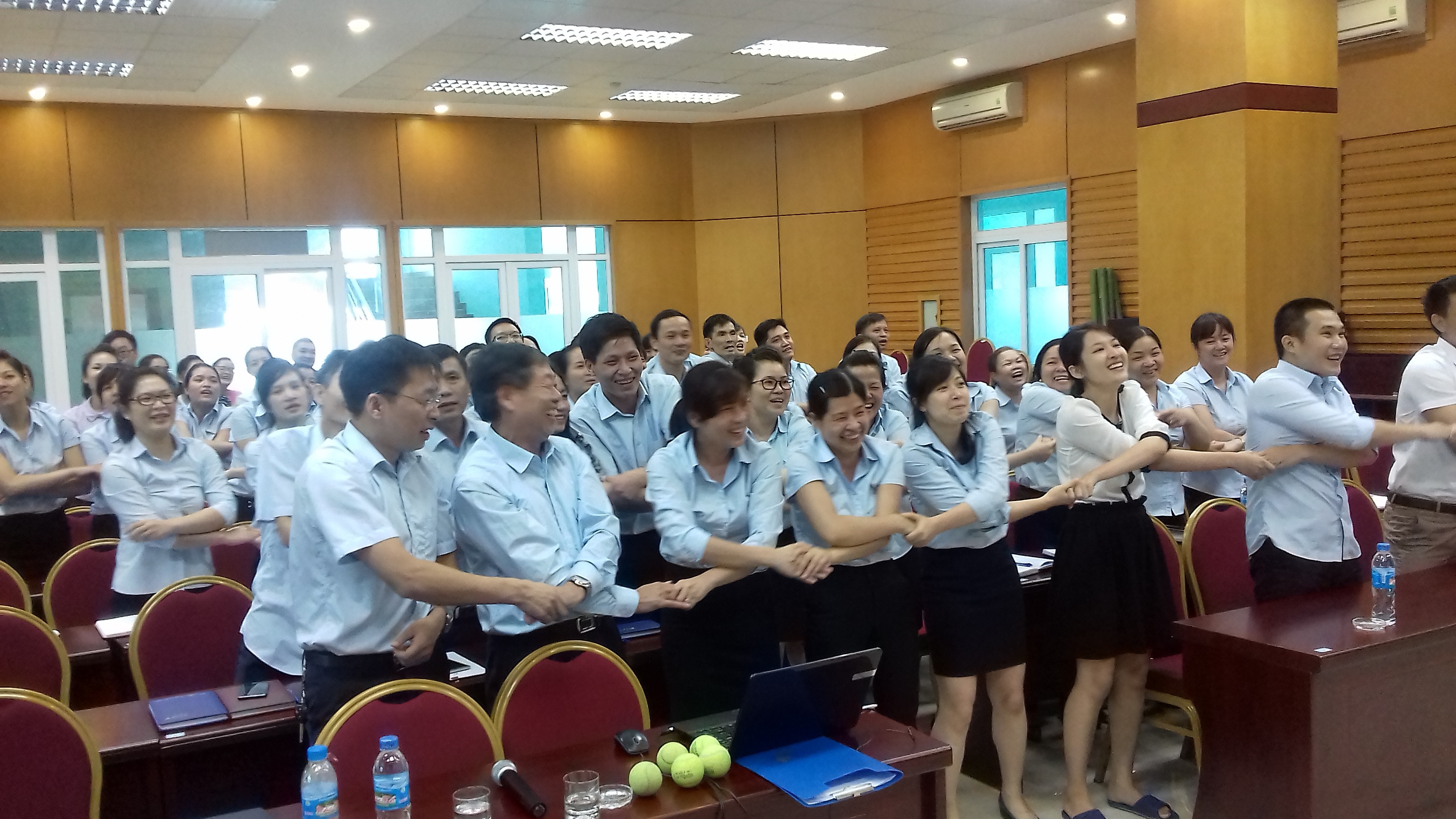 Đào tạo Kỹ năng giao tiếp công sở- Bảo hiểm xã hội tỉnh Cao Bằng