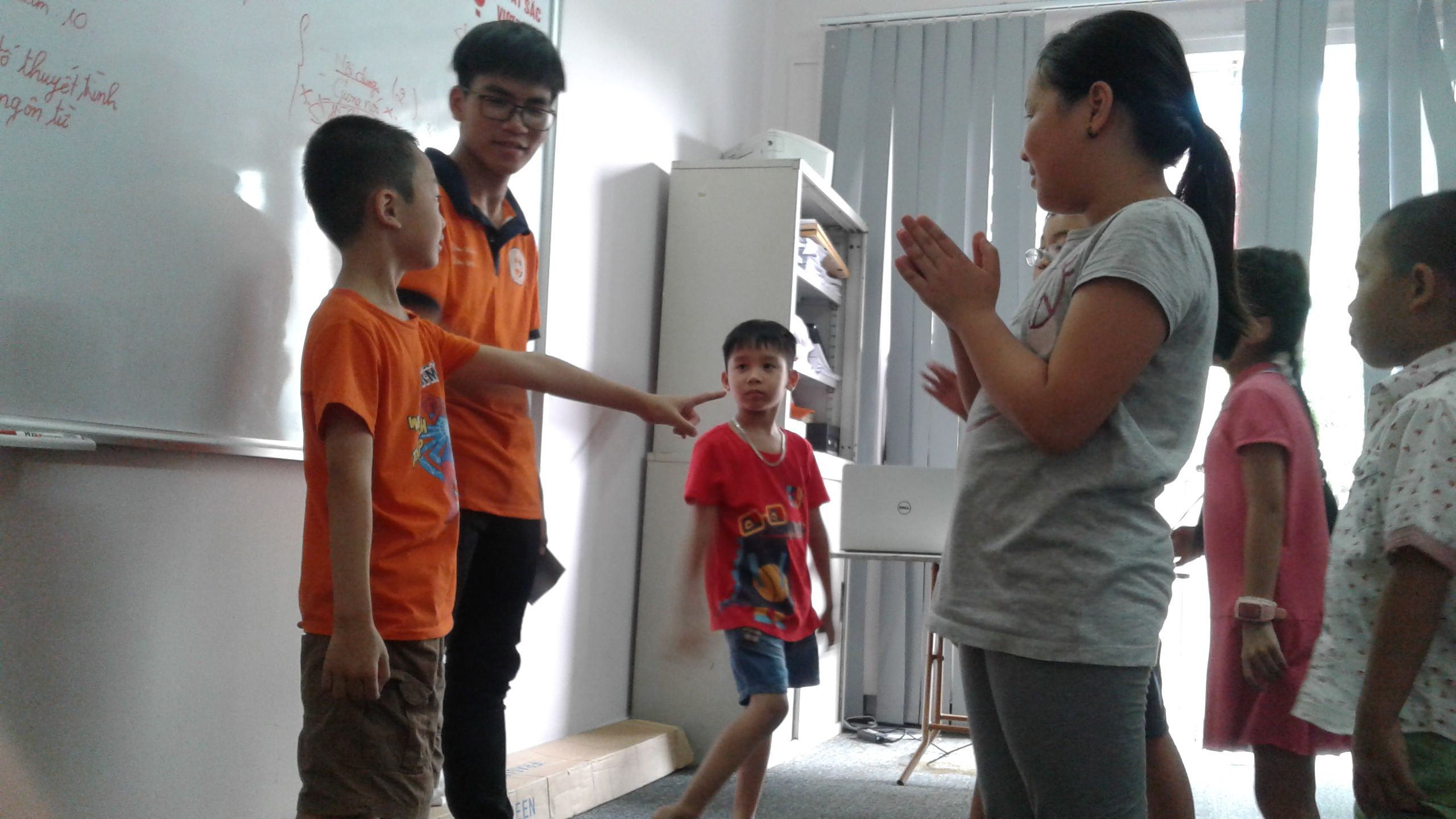 Kỹ năng thuyết trình cho học sinh tiểu học khóa 2