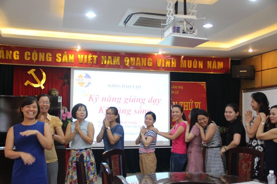 Kỹ năng giảng dạy kỹ năng sống Trường tiểu học Thúy Lĩnh, quận Hoàng Mai, Hà Nội