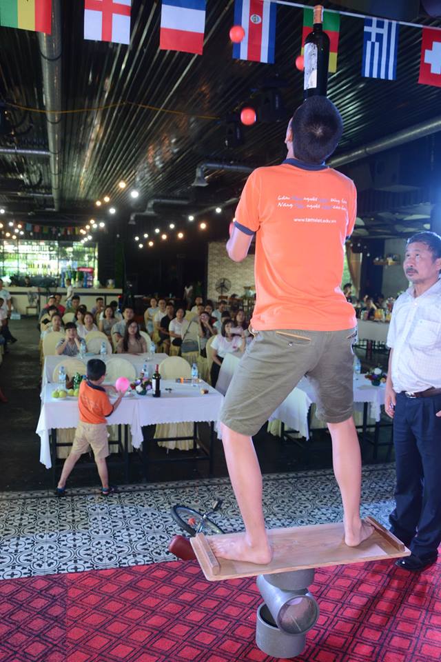 Dạy kỹ năng cho trẻ tự kỷ
