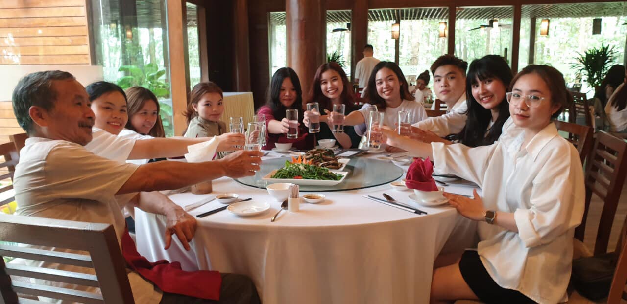 TeamBuilding - Lớp 2 - Trường Quốc tế Đại học Quốc gia Hà Nội