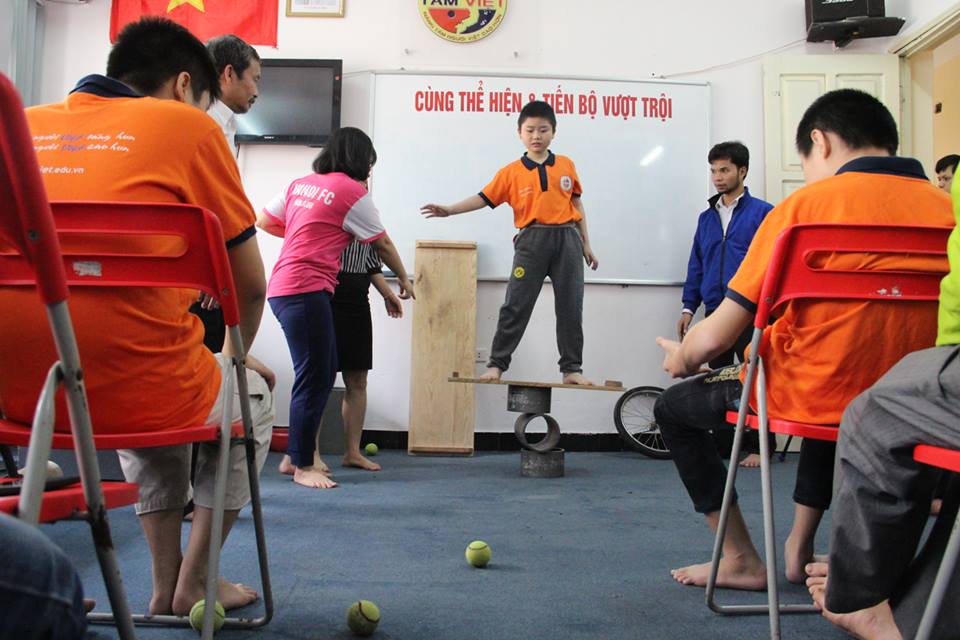 Thực hành kỹ năng sống giúp trẻ tự kỷ  hòa nhập cộng đồng & định hướng nghề nghiệp