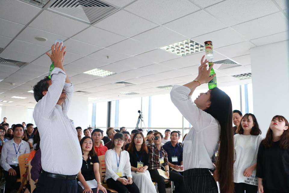 Tự đổi mới bản thân để xuất sắc giàu sang