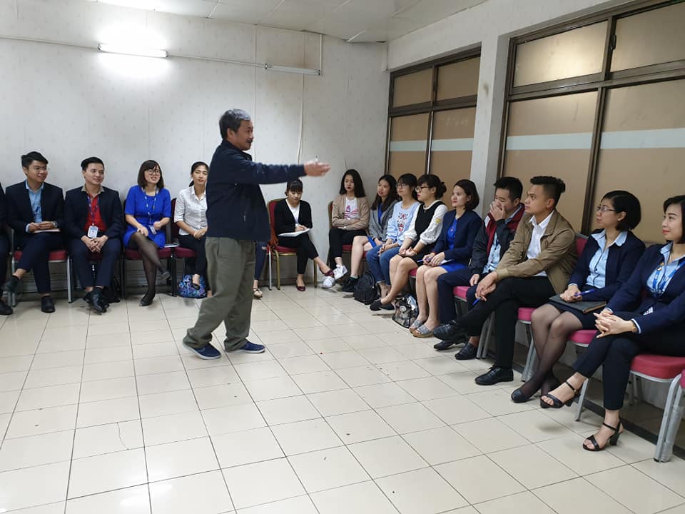 Nghệ thuật đào tạo môn dịch vụ khách hàng - công ty cổ phần phục vụ mặt đất Hà Nội