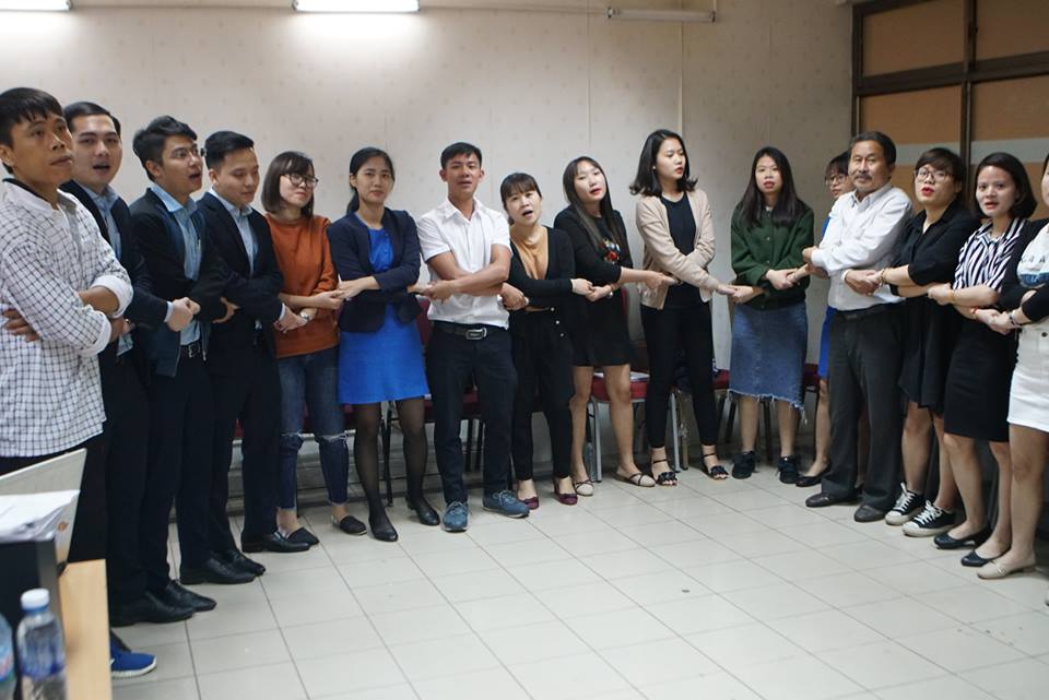 Nghệ thuật đào tạo môn dịch vụ khách hàng - công ty cổ phần phục vụ mặt đất Hà Nội