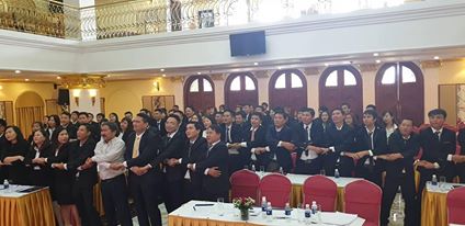 Kỹ Năng Làm Chủ Đám Đông và Truyền Cảm Hứng