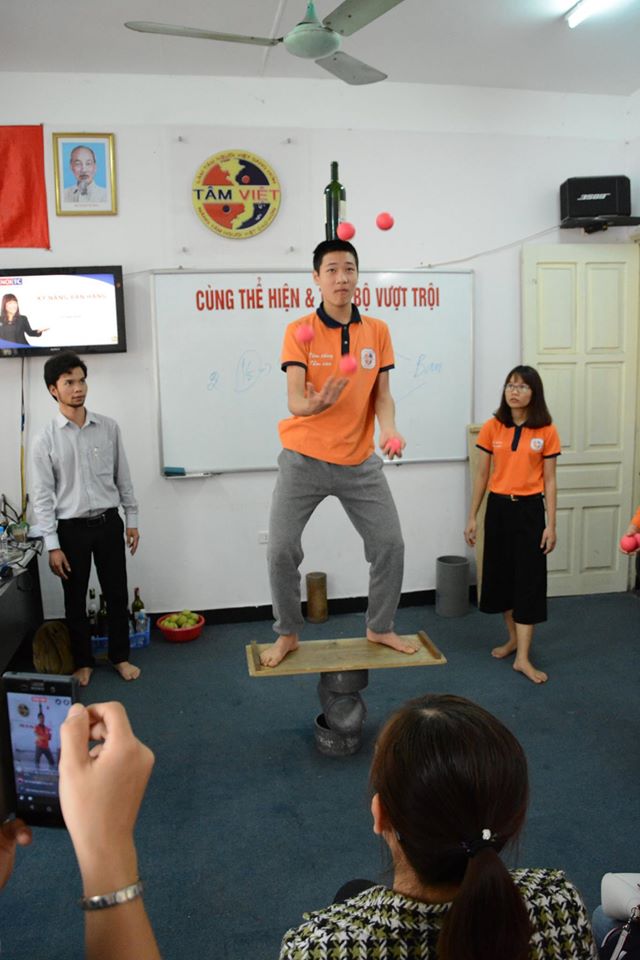 Thực hành kỹ năng sống giúp trẻ tự kỷ  hòa nhập cộng đồng & định hướng nghề nghiệp