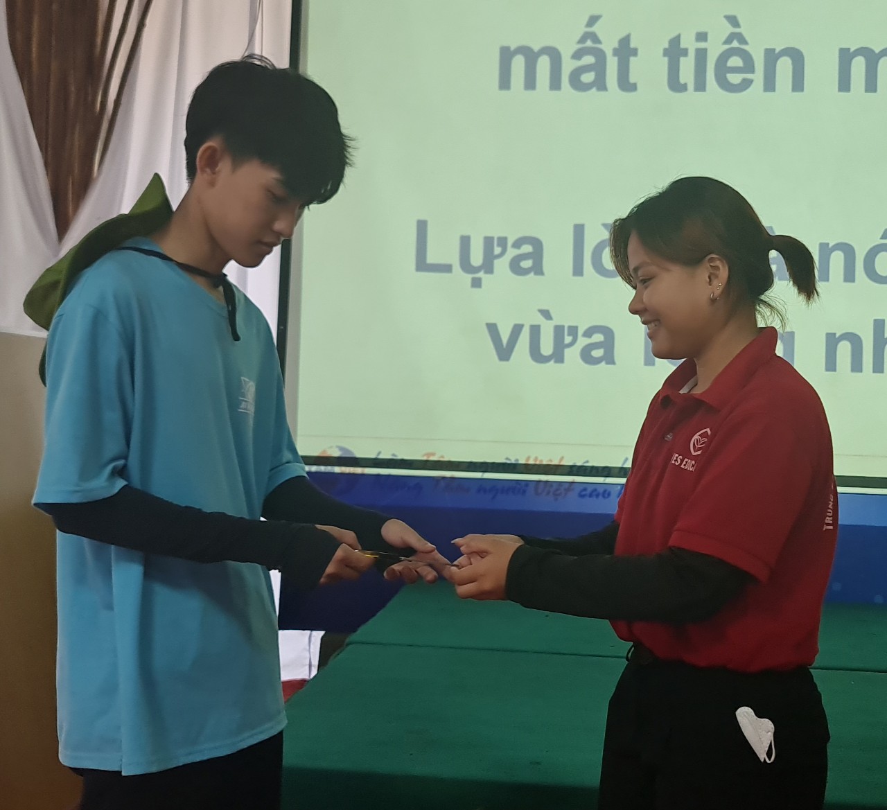 Làng Du Lịch Sinh Thái Tre Việt, Đồng Nai - Kỹ năng Giao tiếp & Dịch vụ Khách hàng
