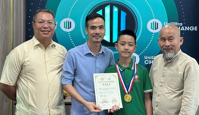 Trẻ dậy thì tự kỷ nặng - Đồng tác giả Huy chương vàng, Hiệp hội Sáng chế & Sở hữu Trí tuệ Thế giới (WIIPA)