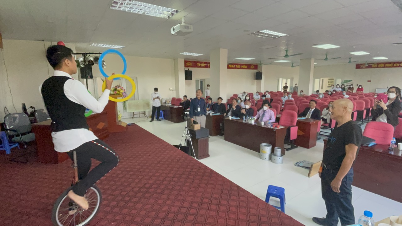 Đại hội Chi hội Sinh lý học Thể dục Thể thao