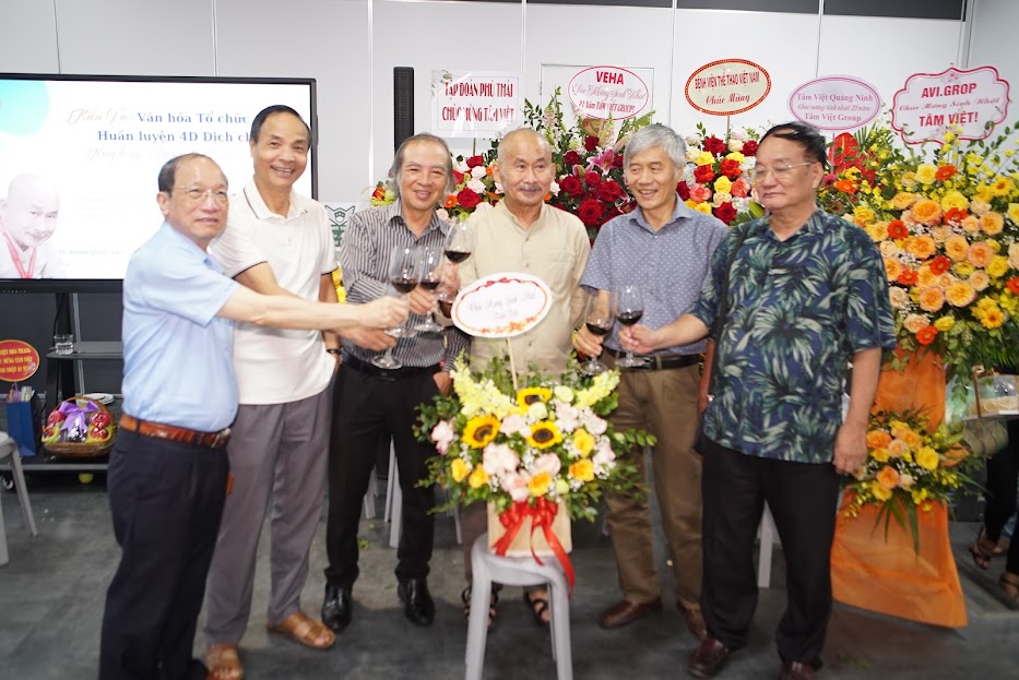 Sinh nhật Tâm Việt 21 tuổi