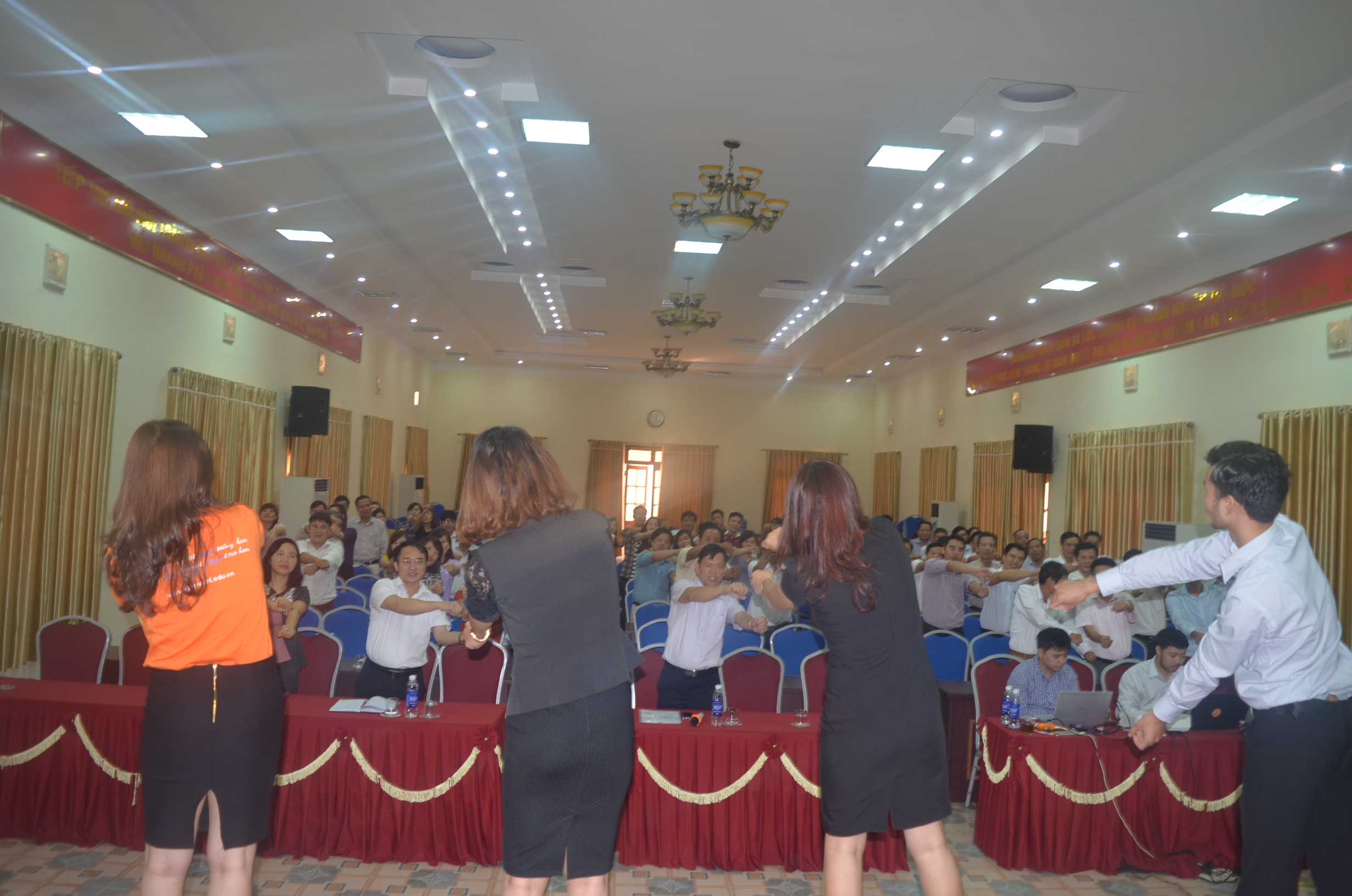Bồi dưỡng nghiệp vụ và kỹ năng mềm UBND Mỹ Đức.