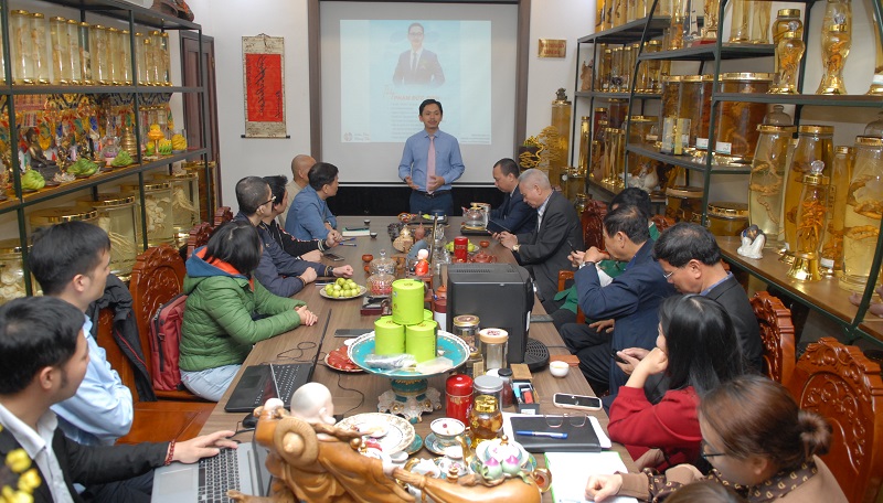 Lao đầu vào chỗ khó, tìm lối đi riêng U70 - TS Phan Quốc Việt dấn thân Nâng tầm Y Học Cổ Truyền Việt Nam