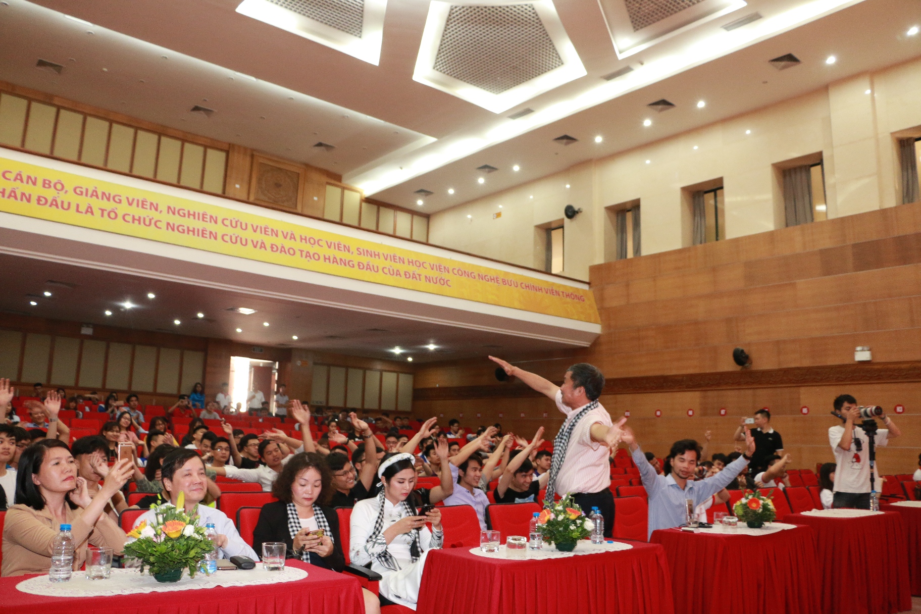 Hành Trình Lập Trí Vĩ Đại,Khởi Nghiệp Kiến Quốc Cho Thanh Niên Việt