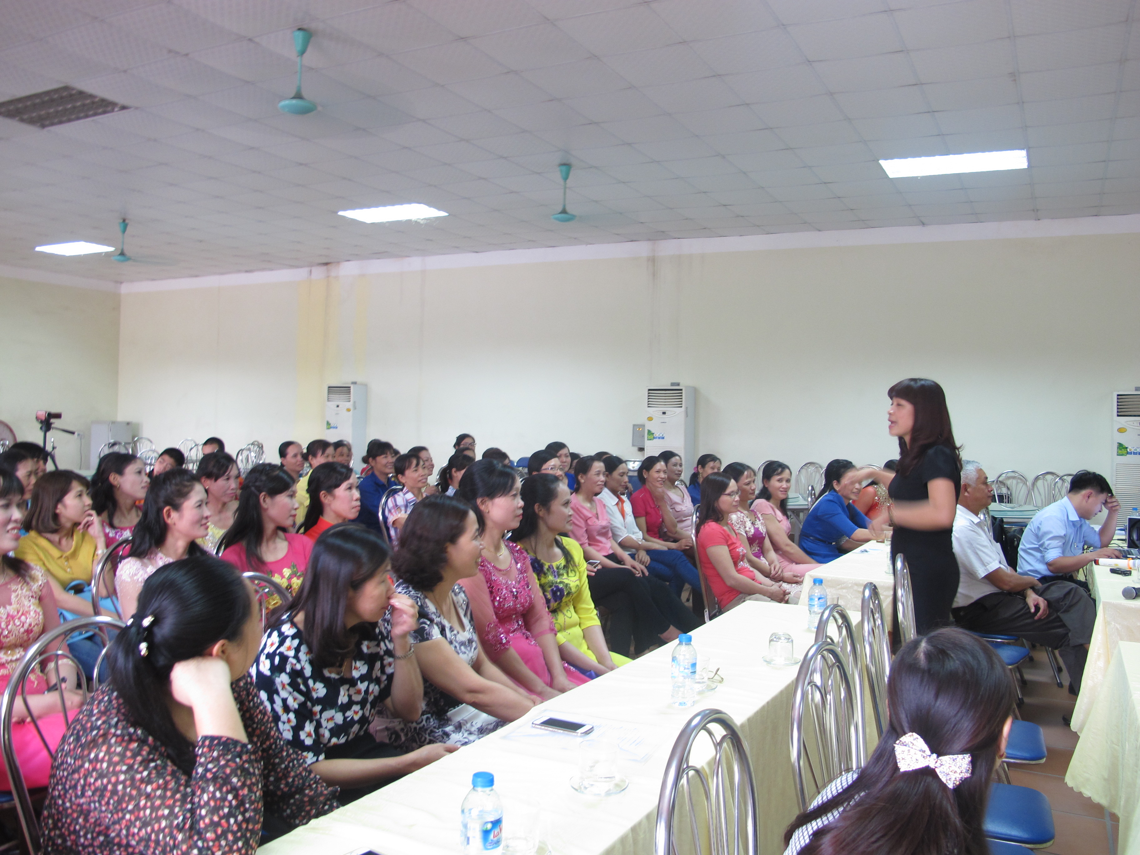 Buổi nói chuyện về bình đẳng giới, hôn nhân và hạnh phúc gia đình tại Viglacera Đông Triều, Quảng Ninh