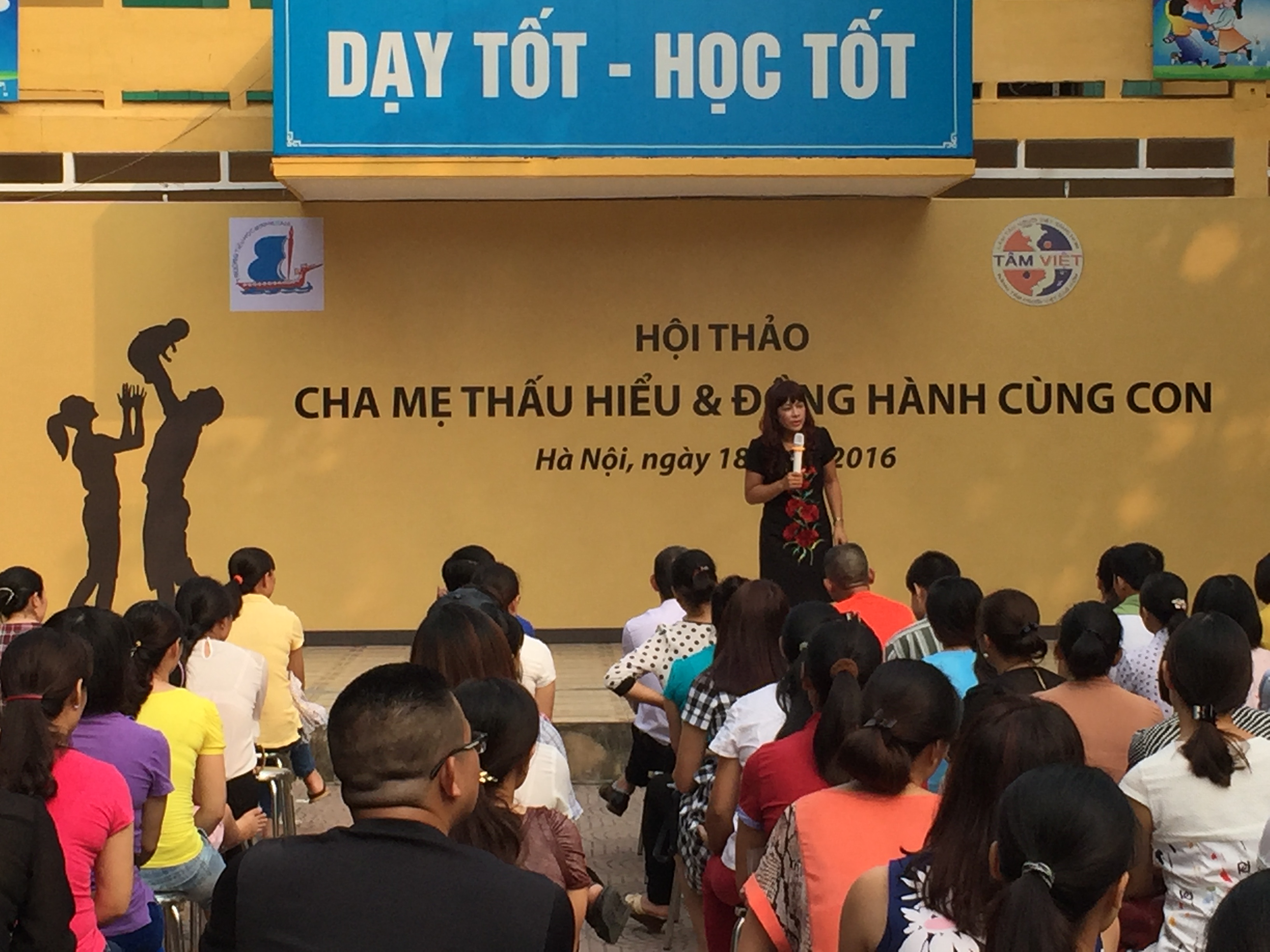 Hội thảo 