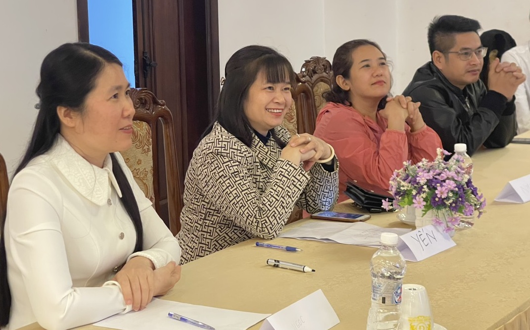 Phòng công chứng số 6 TP HN - Kỹ năng Giao tiếp & Chăm sóc Khách hàng